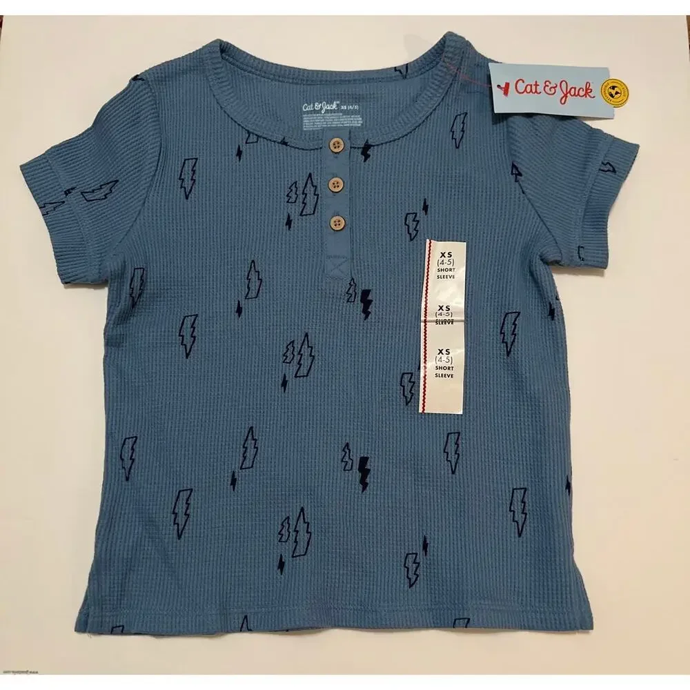 Bundle of 2 boys shirts Spotted Zebra and Cat & Jack Size XS